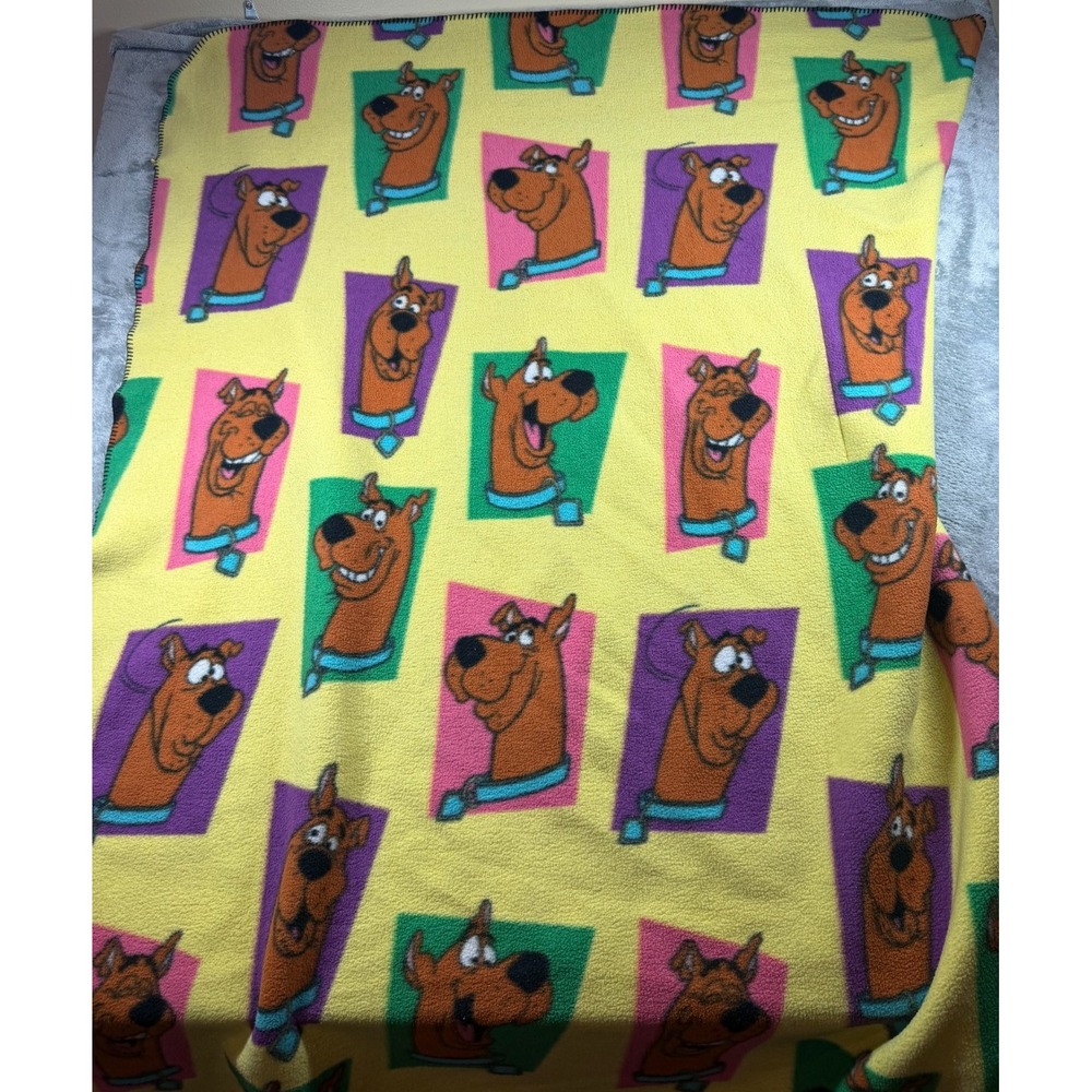 Vintage Scooby-Doo Fleece Throw Blanket 60x45 Yellow Cartoon Hanna-Barbera